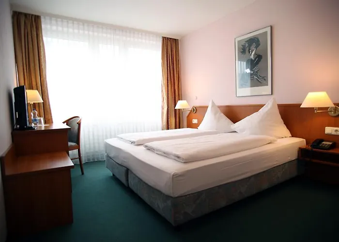 Lafayette Hotel